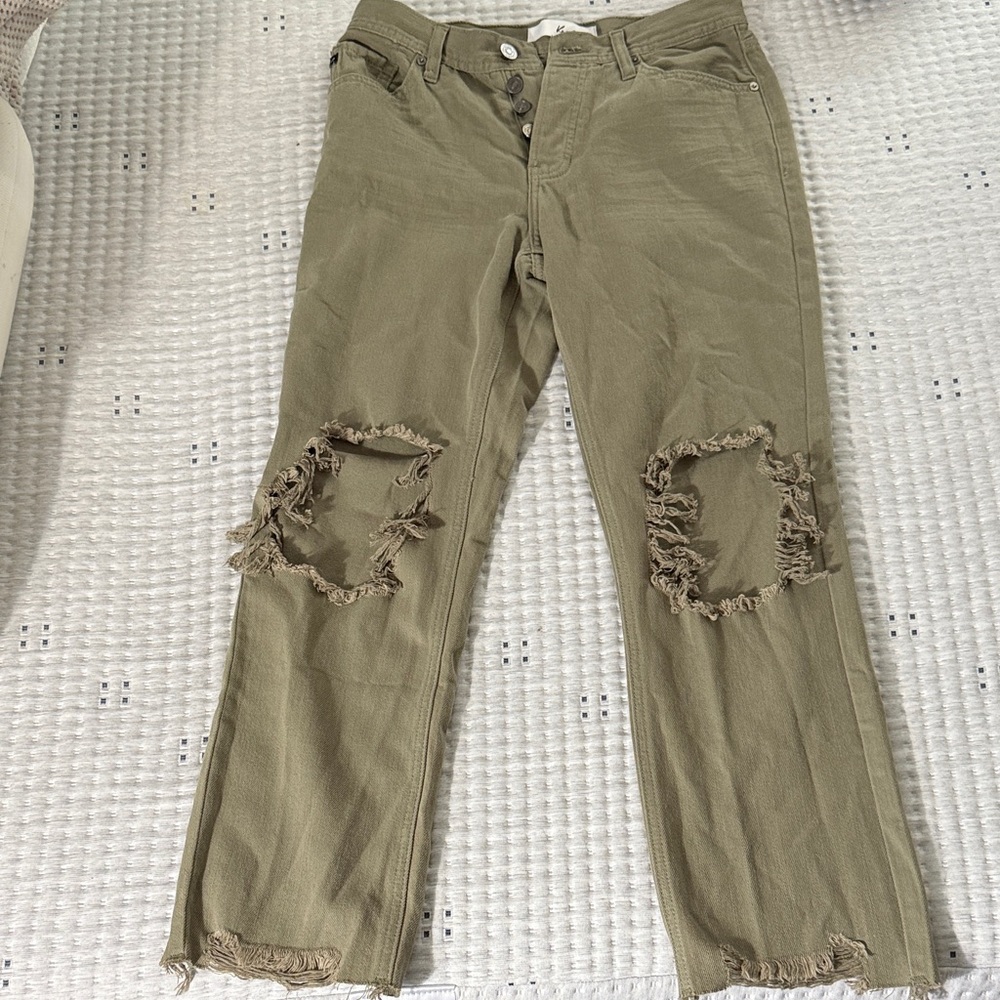 Olive Distressed Women Jeans